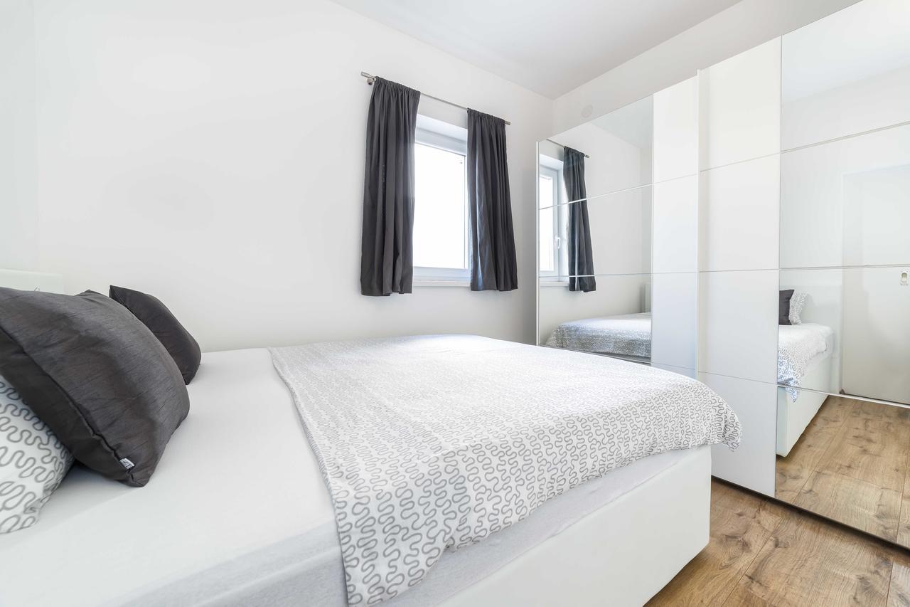 Apartments Tonka Centar Водице Екстер'єр фото